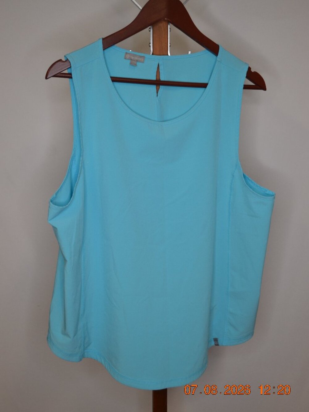 Talbots Women's XL Baby Blue Sleeveless Tank Top Peekaboo Back
